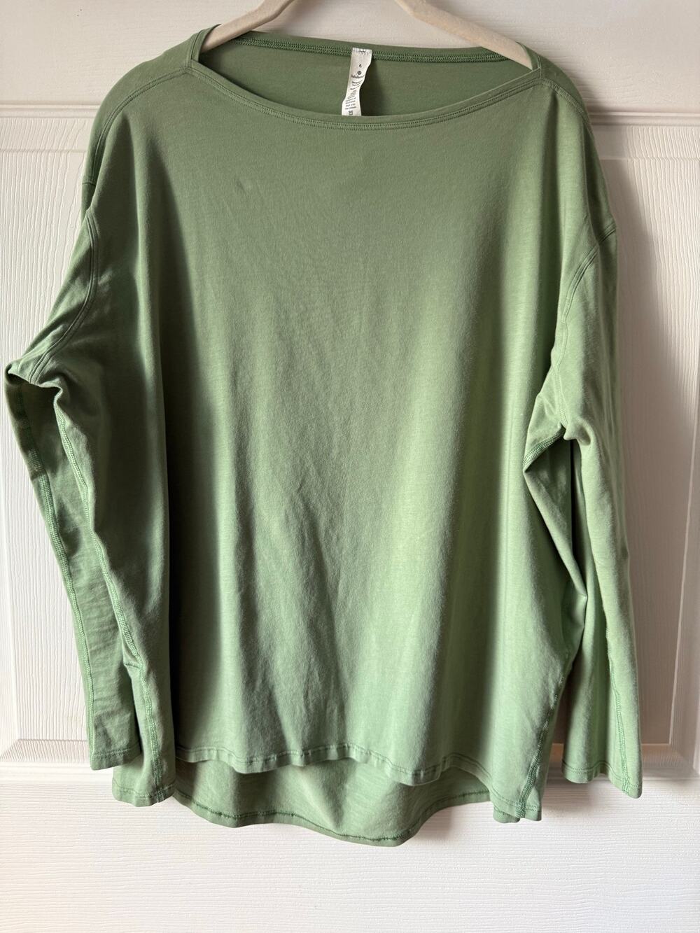 Lululemon Pima Cotton Boxy Cocoon Long Sleeve Top Green Size 6 Athleisure Yoga